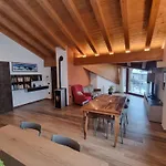 Maison De L'envers *