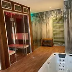 Maison De L'envers * Aosta